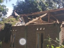 4 Rumah-14 Lumbung Padi di Tana Toraja Rusak Diterjang Angin Puting Beliung