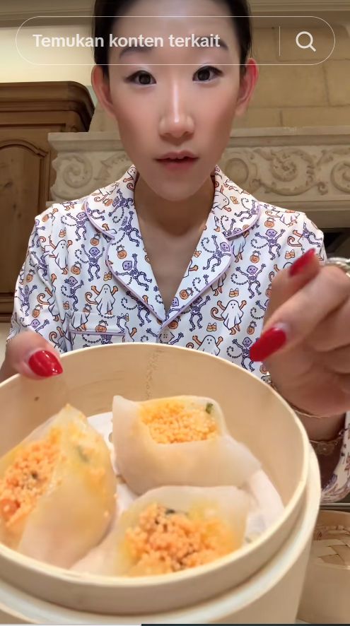 TikToker Flexing Hidup Mewah, Sarapan Kaviar Emas dan Sarang Burung Walet TikToker Flexing Hidup Mewah, Sarapan Kaviar Emas dan Sarang Burung Walet