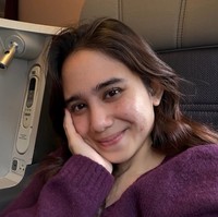 Melalui akun Instagram pribadinya, kekasih Dul Jaelani, Tissa Biani terlihat memamerkan foto-fotonya saat tampil natural tanpa pulasan makeup. Less is more, tulis Tissa di keterangan unggahannya. Foto: Instagram/@tissabiani