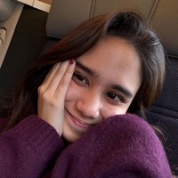 Tak perlu pulasan makeup tebal, aura kecantikan Tissa tetap terpancar. Tanpa make up tetappp aura nya beginiii, tulis salah satu komentar. Masya Allah cantiknya kamuu kak, komentar lainnya. Foto: Instagram/@tissabiani