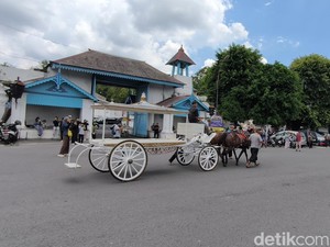 Alasan Pengantaran Jenazah Raja Keraton Solo Selalu Lewat Alun-alun Selatan