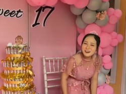 Bukan DJ atau Band, Pesta Sweet 17 Ini Hadirkan Biduan! Netizen Auto Salfok