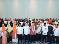 Pakai Baju Hantu, Agak Laen Galang Donasi di CFD Bundaran HI