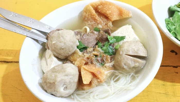 Warung bakso di Solo diduga nonhalal.