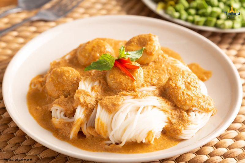 3 Makanan Thailand Rekomendasi Jirayut yang Wajib Dicoba 3 Makanan Thailand Rekomendasi Jirayut yang Wajib Dicoba