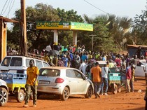 Blokade Pemberontak Picu Kelangkaan BBM di Mali