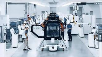 China Mulai Produksi Mobil Terbang