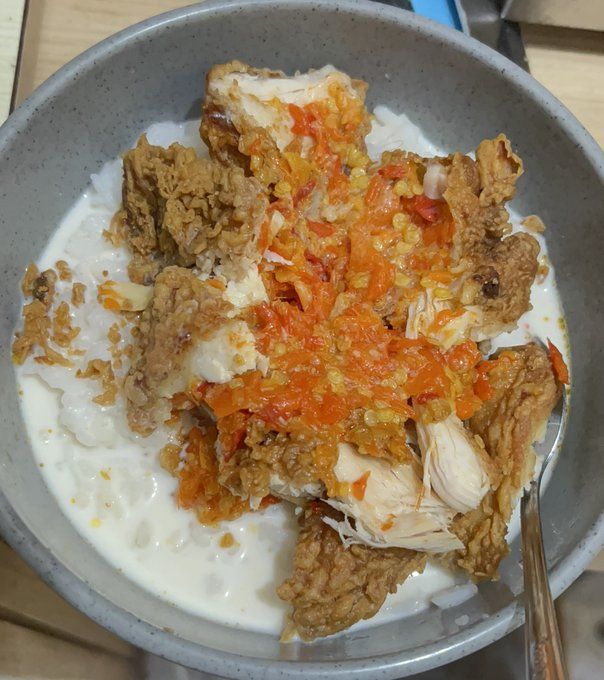 Disebut Makanan Radikal, Ayam Geprek Kuah Susu Bikin Penasaran! Ayam Geprek Kuah Susu
