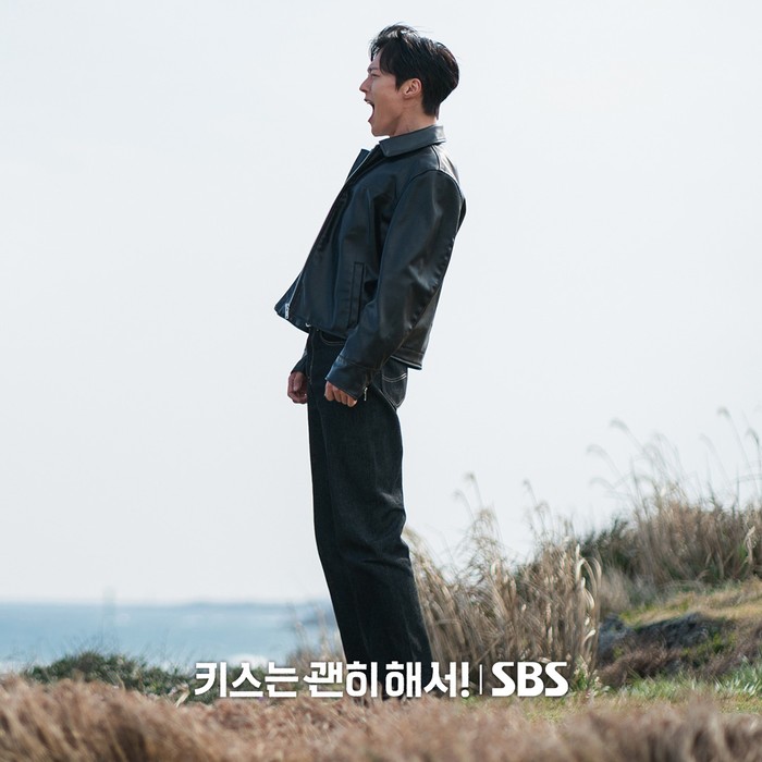 Adegan Jang Ki Yong dalam drama Korea terbaru SBS 2025 Dynamite Kiss.