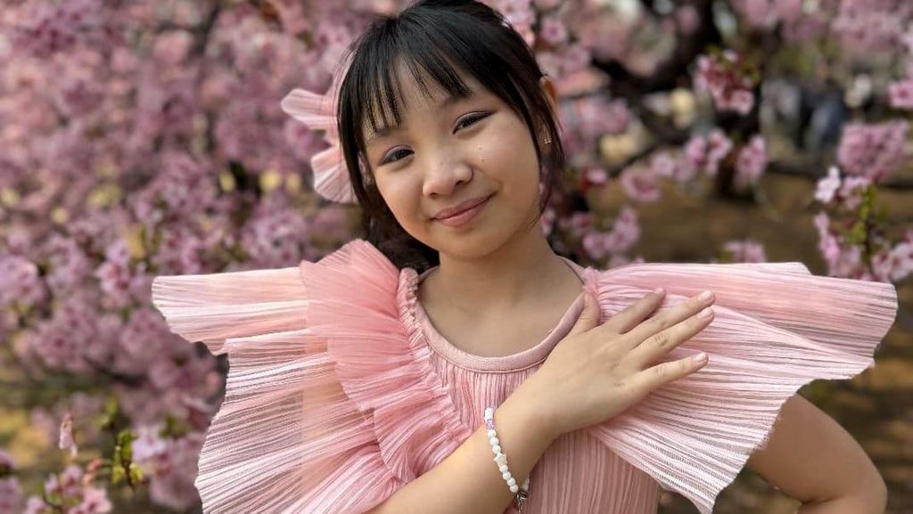 Etenia Croft Rilis Lagu Keempat Aku Bahagia, Syuting Klip di Jepang