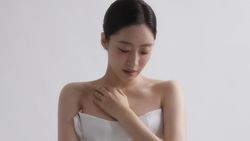 Eunjung T-Ara Anggun di Foto Pernikahan