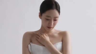 Eunjung T-Ara Anggun di Foto Pernikahan