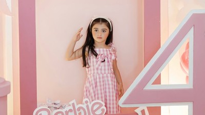 7 Foto Ultah ke-4 Guzelim Anak Margin-Ali Syakieb, Bertema Barbie Serba Pink