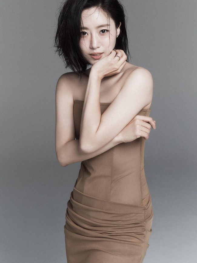 7 Potret Prewed Hahm Eun Jung T-ARA dan Sutradara Film Lee Min Ho