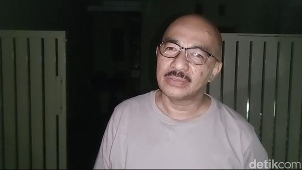 Hakim PN Medan Khamozaro Waruwu