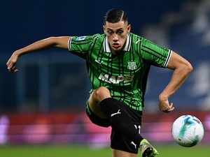 AC Milan Harus Bayar Segini untuk Rekrut Jay Idzes