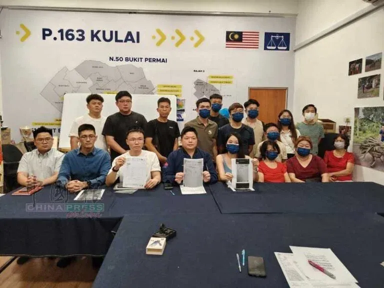 Kacau! 86 Orang Keracunan Usai Makan Kue Abon Ayam dan Babi