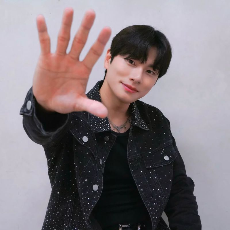 Lee Yi Kyung Lee Yi Kyung