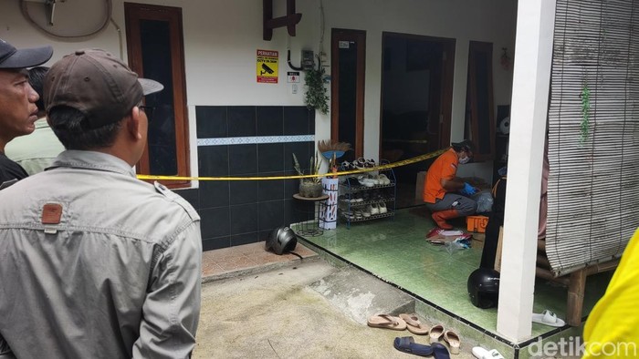 Lokasi wanita ditemukan meninggal dengan darah berceceran di Gamping, Sleman, Selasa (4/10/2025).