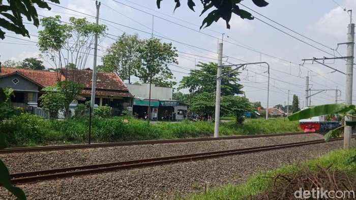 Lokasi kejadian wanita tertabrak KA di Prambanan, Klaten.