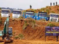 Zona Merah Ojol di Terminal Patria Blitar Dihapus, Kini Bebas Jemput Penumpang