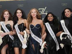 Kisruh Miss Universe 2025, Finalis Walkout Hingga Direkturnya Nangis