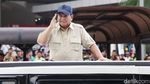 Momen Prabowo Sapa Ojol-Anker Usai Resmikan Stasiun Tanah Abang Baru