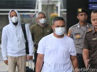 Ibadah Misa Natal 2025 di Gereja Katedral Selesai, Berjalan Aman dan Lancar