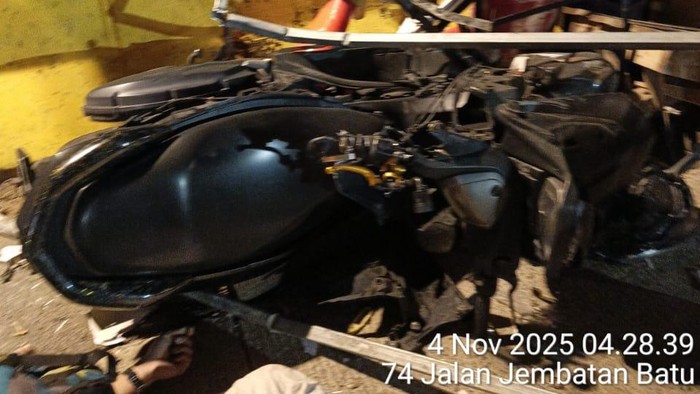 Pemotor Kecelakaan di Taman Sari Jakbar