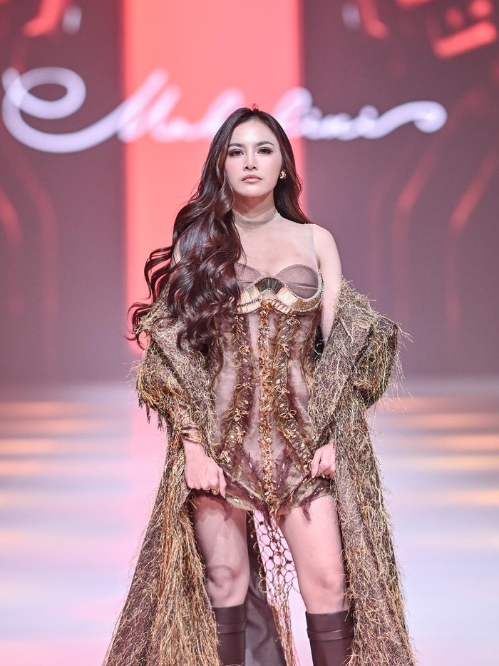 Penampilan Mahalini di JFW 2026