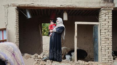 Potret Duka Warga Samangan Usai Gempa Guncang Afghanistan