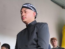 Profil Pendidikan Raja Baru Solo KGPAA Hamangkunegoro, Mahasiswa S2 di UGM