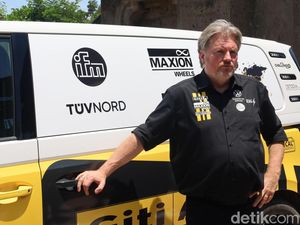 Cerita Zietlow Rainer 5 Bulan Naik Mobil VW dari Jerman ke Bali