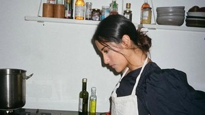 Chef muda ini merupakan anak pengusaha sekaligus musisi jazz Jay Alatas. Foto: Instagram Sabrina Alatas