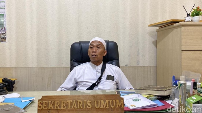 Sekretaris MUI Kab Sukabumi Ujang Hamdun