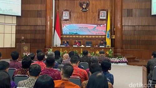 Sosialisasi Penguatan Integritas, Budaya Antikorupsi dan Gratifikasi bagi ASN Pemerintah Provinsi Bali dan Forum Penyuluh Antikorupsi (Paksi) Bali di kantor Gubernur Bali, Selasa (4/11/2025. (Foto: Fabiola Dianira/detikBali)