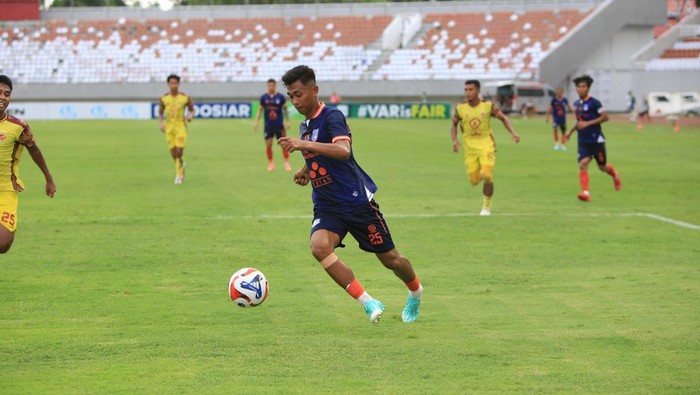 Sumsel United saat melawan Sriwijaya FC