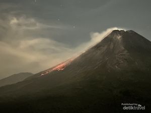 Pesona Lukisan Lava Merapi di Malam Hari Via Bukit Turgo