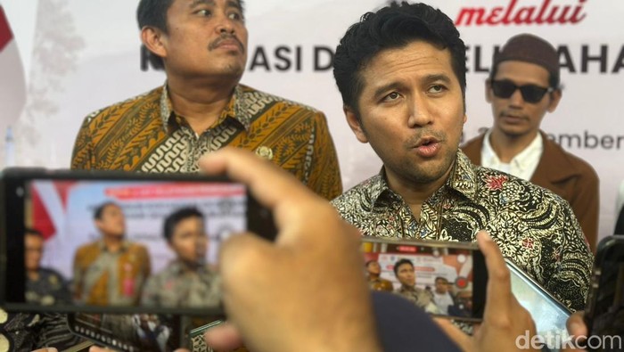 Wagub Jatim Emil Elestianto Dardak