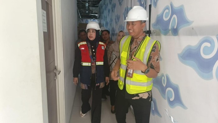 Wakil Bupati Sidoarjo, Mimik Idayana saat sidak RSUD Sidoarjo Barat