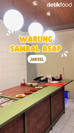 Video: Ayam Sambal Asap hingga Nasi Goreng Sengkel di Warung Anak Jaksel