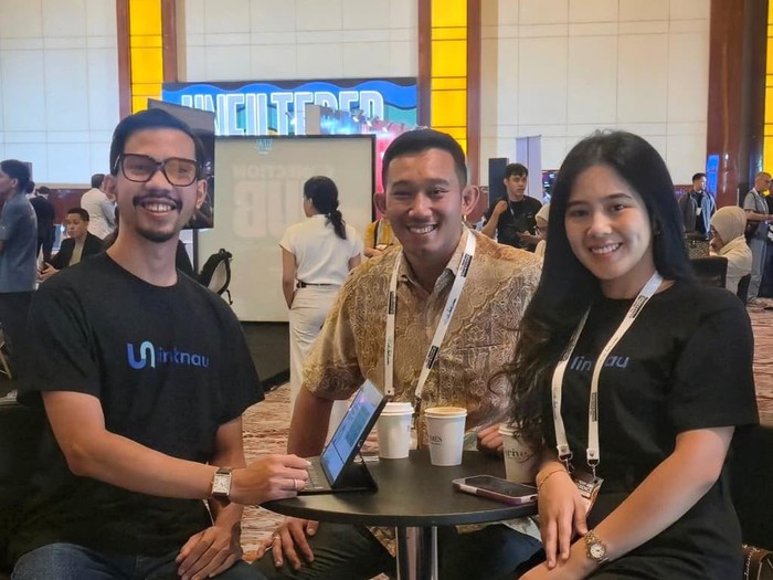 Bambang Soesatyo mengapresiasi langkah perusahaan startup teknologi logistik asal Indonesia, Linknau, yang tampil dalam ajang Tech in Asia Conference 2025 di Jakarta, 22–23 Oktober 2025.