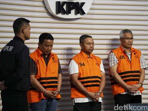 Video: Alasan KPK Baru Umumkan Gubernur Riau Tersangka Padahal Ditangkap Senin
