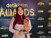 Senator Lia Istifhama Diganjar Penghargaan atas Pengabdian Sosialnya