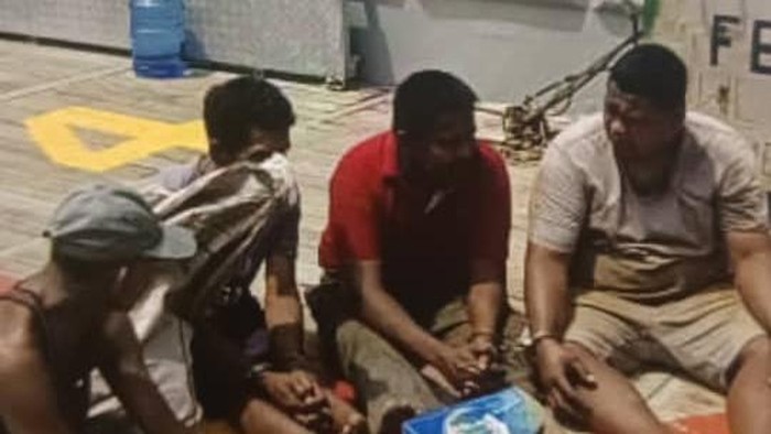 Empat warga Anambas ditangkap APMM, diduga lakukan pencurian di Rig Petronas. (Dok. BPPD Provinsi Kepulauan Riau)