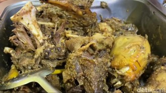 Gurihnya Meresap! Olahan Entok Spesial di Lamongan Ini Diungkep 7 Jam