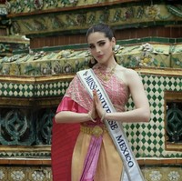 Miss Meksiko, Fátima Bosch, tiba di Thailand dengan wajah ceria dan semangat tinggi untuk mengikuti rangkaian agenda karantina Miss Universe 2025. Namun, tak lama setelah kedatangannya di negara yang menjadi tuan rumah ajang kecantikan terbesar di dunia itu, drama pun mulai bermunculan. Foto: dok. Instagram @fatimaboschfdz