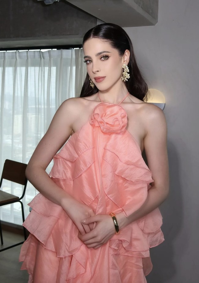 Namun baginya, martabat di atas segalanya. Fatima memilih walkout karena sikap direktur Miss Universe dinilai tidak pantas.  Foto: dok. Instagram @fatimaboschfdz