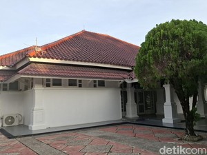 Penampakan Kafe Tempat Gubernur Riau Ngopi Sebelum Kena OTT di Barbershop