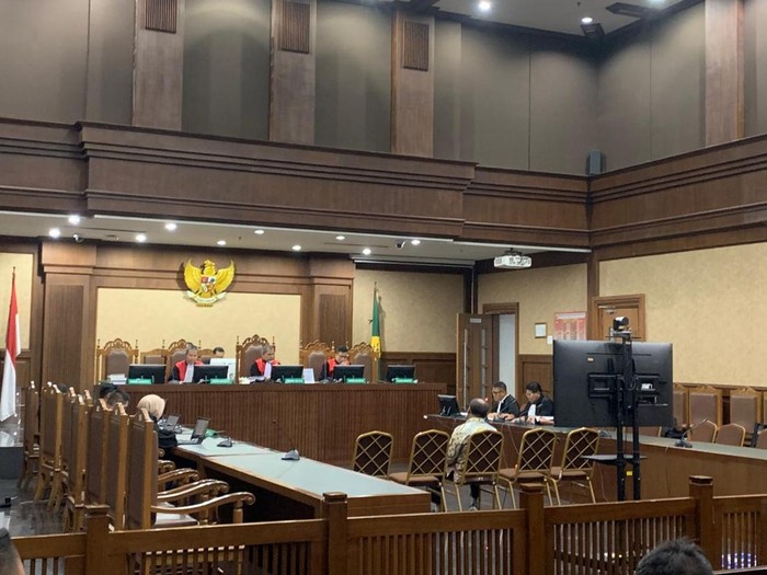 Hakim terdakwa kasus suap vonis lepas perkara minyak goreng, Ali Muhtarom (Mulia/detikcom)